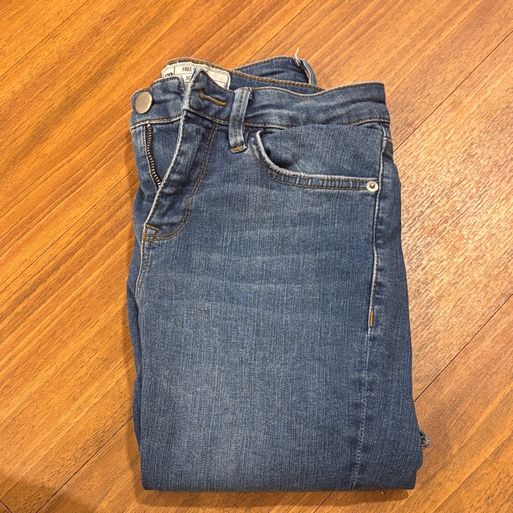Free People Cropped Frayed End Jeans